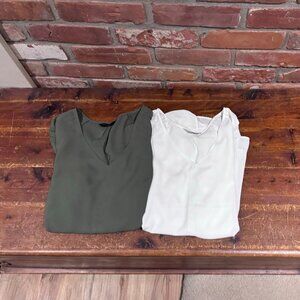 Denver Hayes Women's Relaxed V-Neck Blouse w/Cap Sleeve